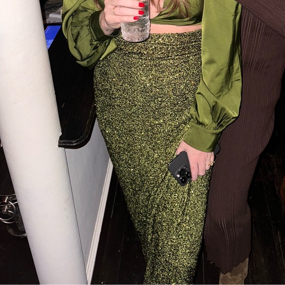 Never Fully Dressed Green maxi wrap skirt - Picture 1 of 4